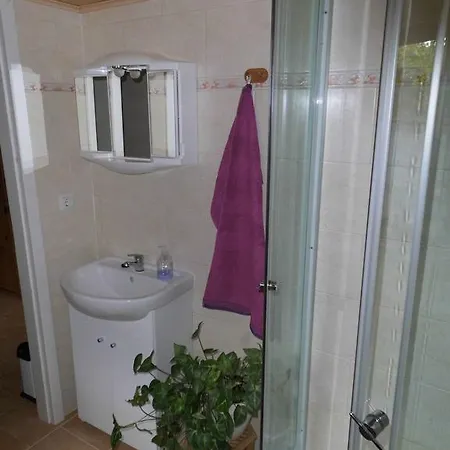 Privatunterkunft Gartenidylle In